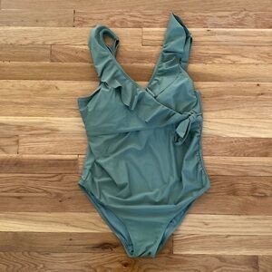Kindred Bravely Maternity/Nursing Swim Suit Size L